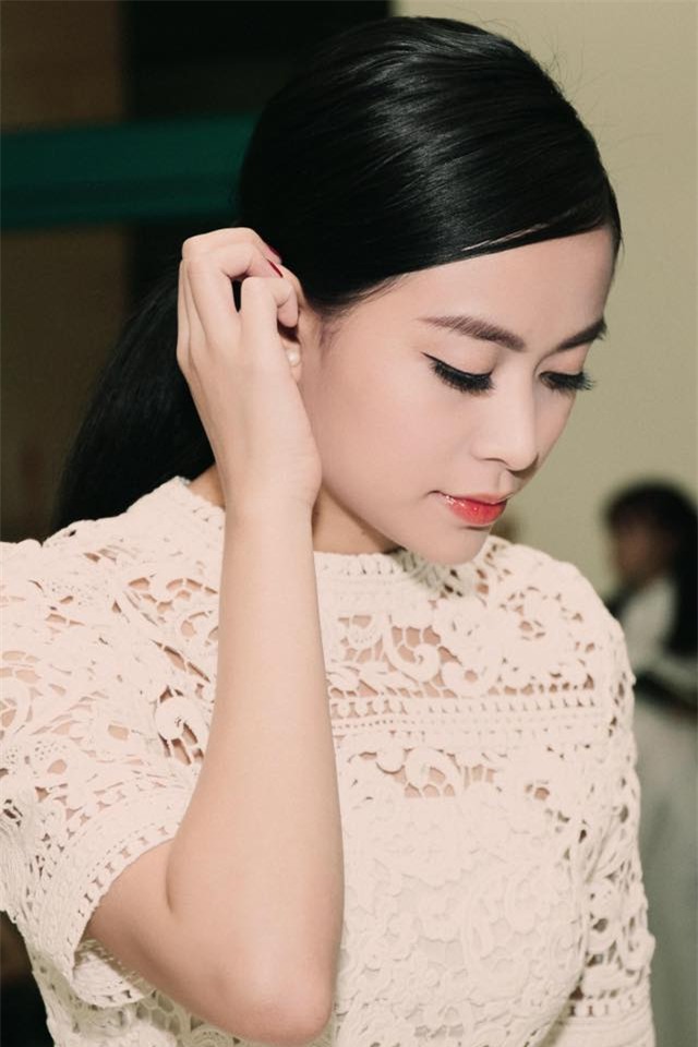 Ca sĩ Hoàng Thùy Linh.