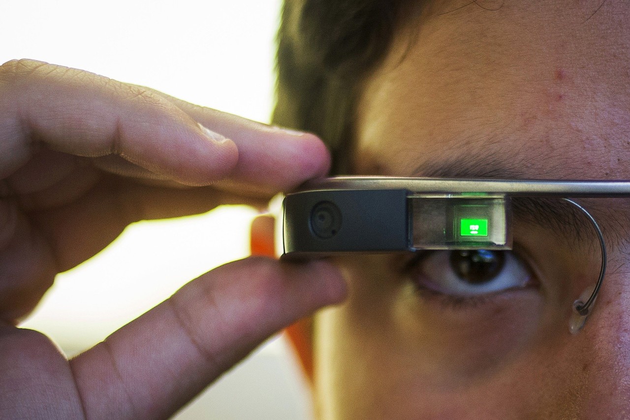 K&iacute;nh th&ocirc;ng minh Google Glass mới c&oacute; thể sẽ hướng tới thị trường nhất định