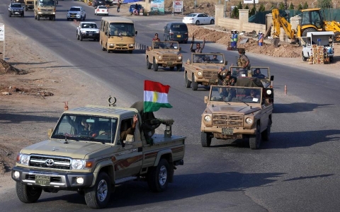 C&aacute;c chiến binh người Kurd đ&atilde; c&oacute; mặt ở Kobani để cứu trợ th&agrave;nh phố, ngăn bước tiến của IS. Ảnh AFP