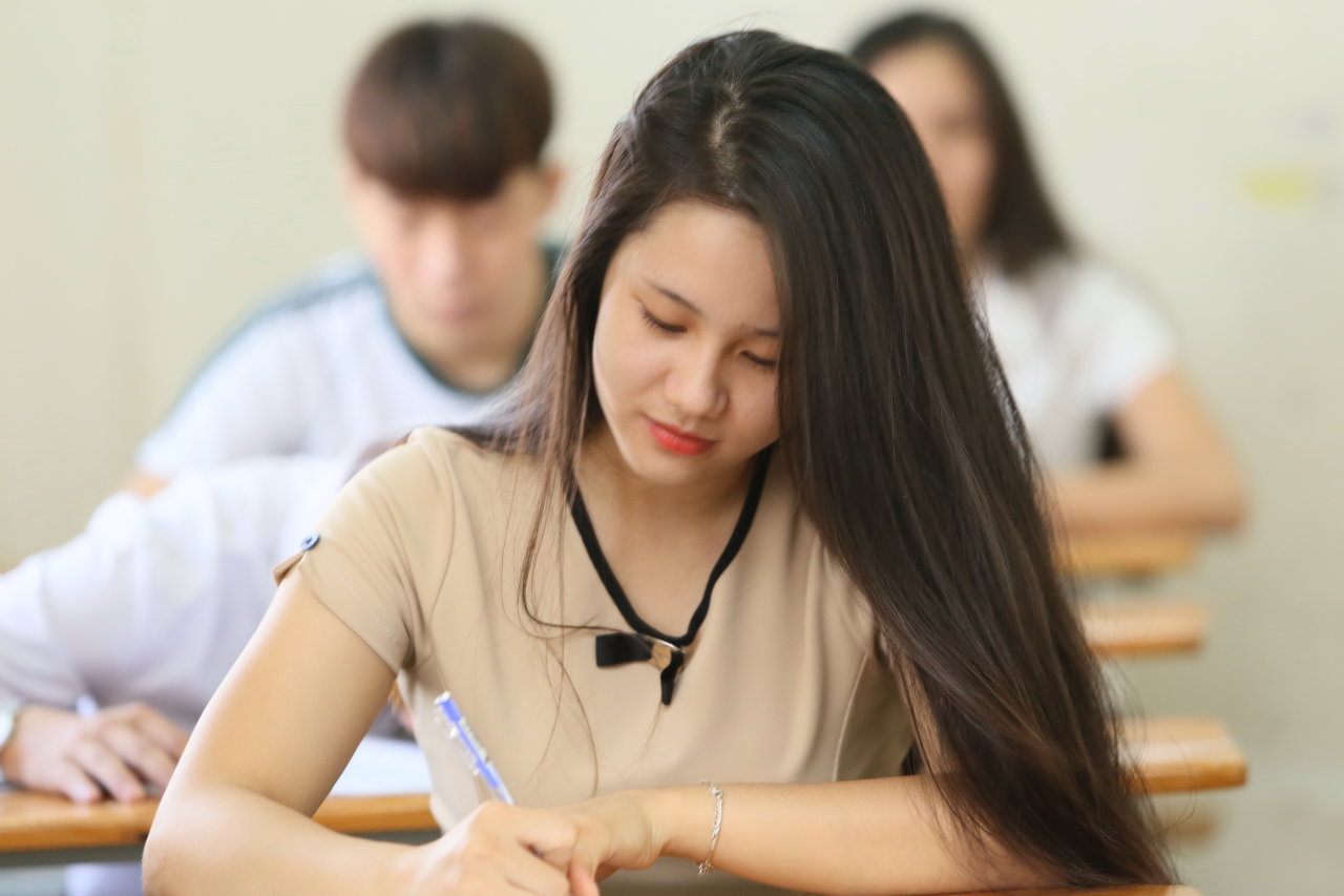 Kỳ thi THPT quốc gia 2016 được tổ chức với 8 m&ocirc;n thi tương tự như kỳ thi THPT quốc gia 2015Kỳ thi THPT quốc gia 2016 được tổ chức với 8 m&ocirc;n thi tương tự như kỳ thi THPT quốc gia 2015