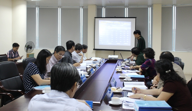 To&agrave;n cảnh buổi nghiệm thu đề t&agrave;i nghi&ecirc;n cứu khoa học về ứng dụng kỹ thuật nội soi trong chẩn đo&aacute;n v&agrave; điều trị bệnh