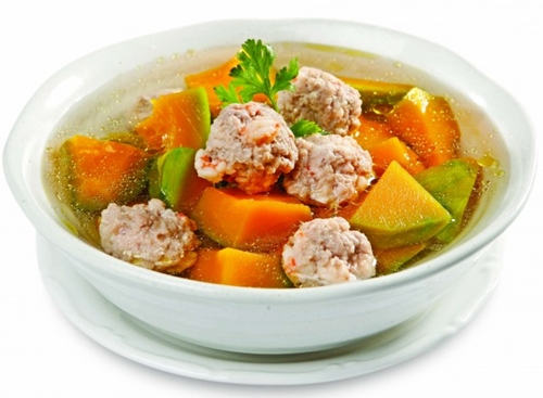 Canh b&iacute; nấu l&agrave; m&oacute;n ăn bổ dưỡng cho mọi người
