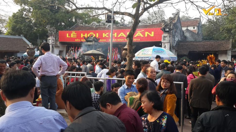 Lễ khai ấn đền Trần 