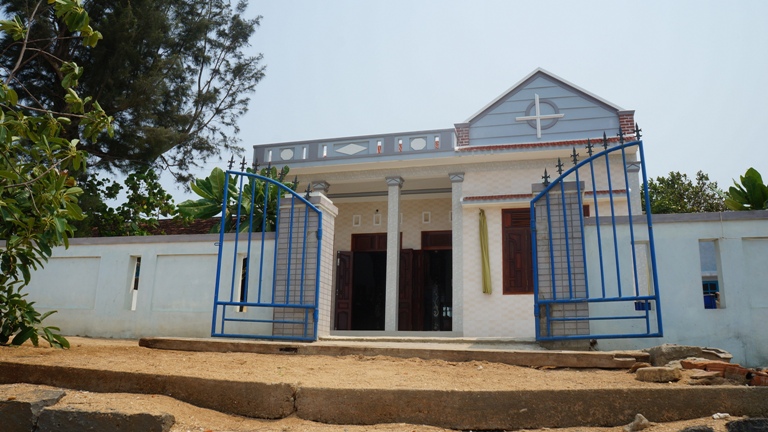 người d&acirc;n tr&ecirc;n đảo l&yacute; sơn
