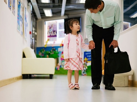 l&agrave;m sao để con th&iacute;ch đến trường