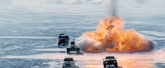 Cho&aacute;ng ngợp với những bối cảnh &lsquo;ph&aacute;t nổ&rsquo; ho&agrave;nh tr&aacute;ng trong Fast and Furious 8