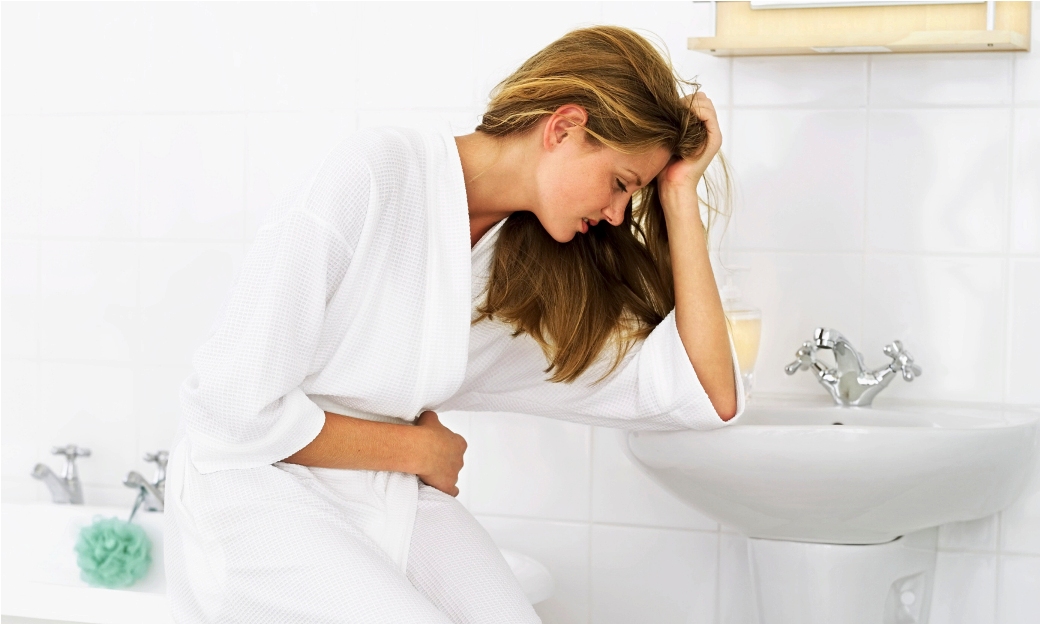 Những c&aacute;ch chữa t&aacute;o b&oacute;n hiệu quả m&agrave; bạn kh&ocirc;ng cần đến hiệu thuốc