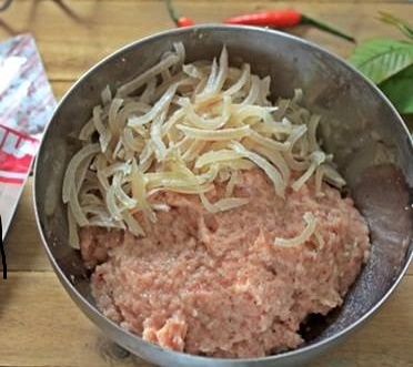 C&aacute;ch l&agrave;m nem chua chuẩn vị Thanh H&oacute;a đảm bảo an to&agrave;n cho 13Win19 ưu đãi hấp dẫn