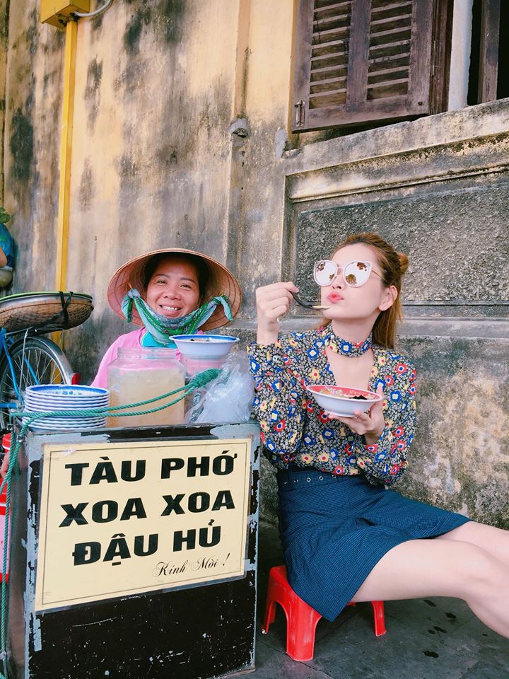Kh&aacute;m ph&aacute; Hội An y&ecirc;n b&igrave;nh c&ugrave;ng Chi Pu