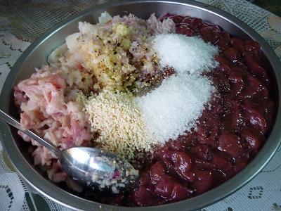 Nguy&ecirc;n liệu ch&iacute;nh của m&oacute;n pate gan lợn sẽ gồm gan, thịt lợn v&agrave; một ch&uacute;t mỡ
