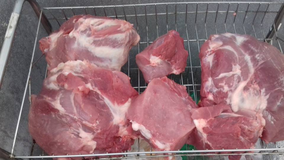 Thịt lợn thảo dược được nu&ocirc;i với nguồn 13Win1 nhập link nhà cái c&oacute; chưa c&aacute;c loại thảo dược