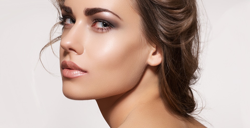 Người phụ nữ c&oacute; g&ograve; m&aacute; thanh, mắt mũi đều thanh tho&aacute;t sẽ c&oacute; cuộc sống sung sướng, gi&agrave;u sang