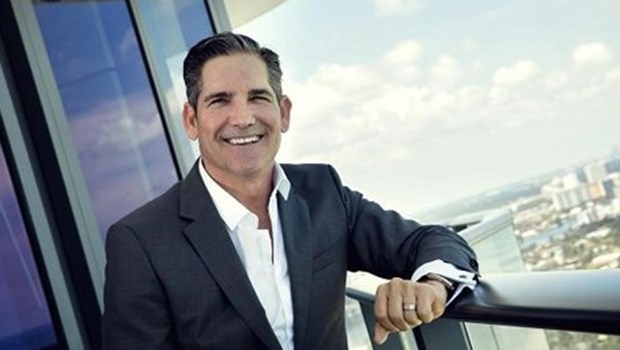 B&iacute; quyết l&agrave;m gi&agrave;u của Grant Cardone l&agrave; kết giao với những người mang lại tiền cho bạn