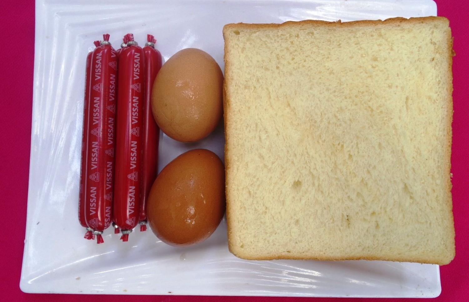 Nguy&ecirc;n liệu l&agrave;m x&uacute;c x&iacute;ch cuộn sandwich chi&ecirc;n x&ugrave;