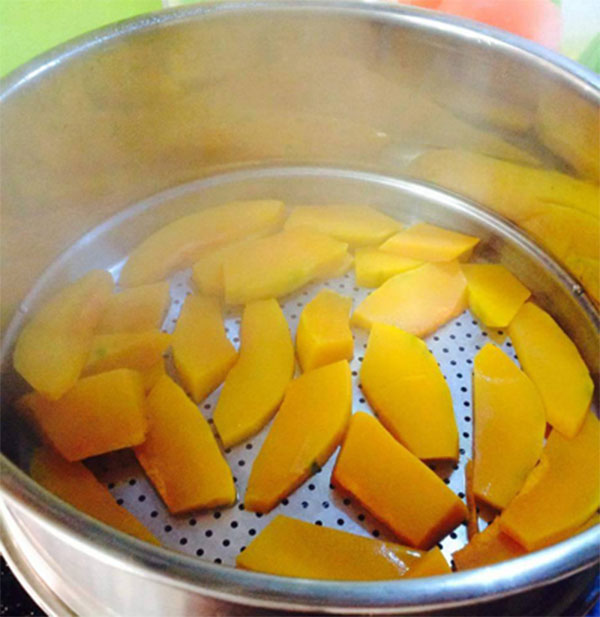 B&iacute; đỏ hấp ch&iacute;n trức khi xay sinh tố