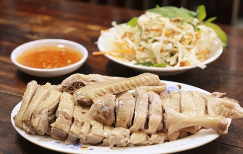 Người miền Trung ăn thịt vịt để c&acirc;n bằng huyết kh&iacute; trong ng&agrave;y Tết Đoan Ngọ
