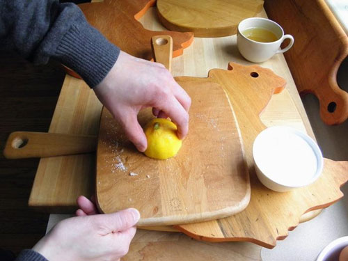 C&aacute;ch sử dụng thớt tr&aacute;nh mọi bệnh tật cho cả gia đ&igrave;nh