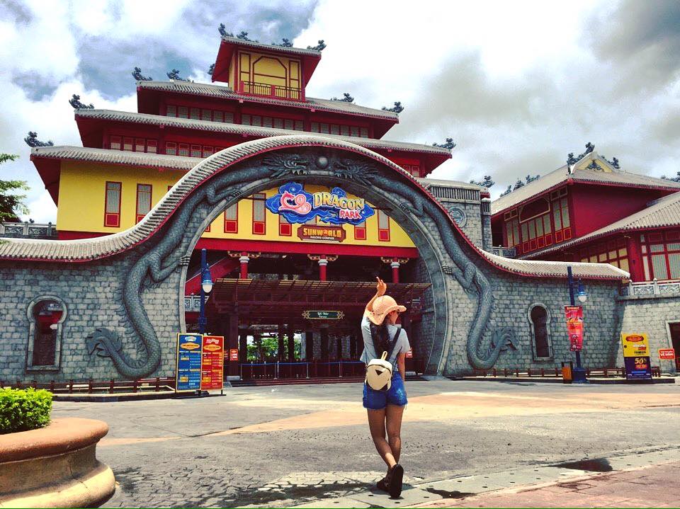  Dragon Park l&agrave; nơi c&oacute; rất nhiều tr&ograve; chơi hấp dẫn v&agrave; v&ocirc; c&ugrave;ng mạo hiểm