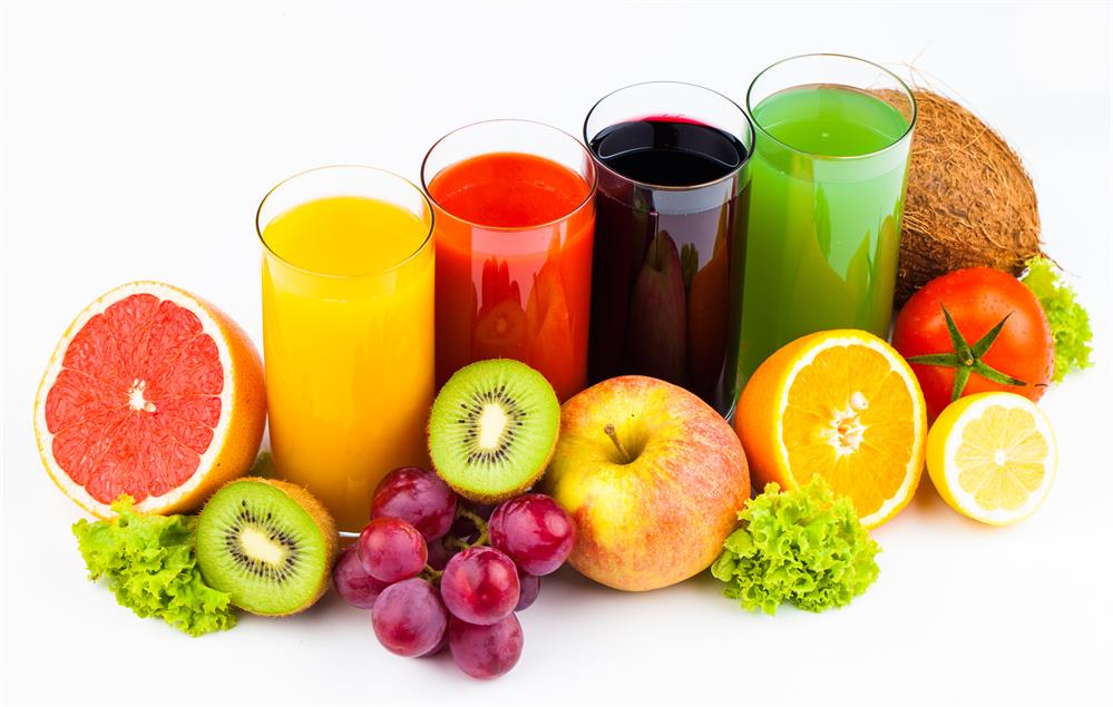 Bổ sung c&aacute;c dưỡng chất từ sinh tố hoa quả trong qu&aacute; tr&igrave;nh điều trị bệnh liệt nửa mặt