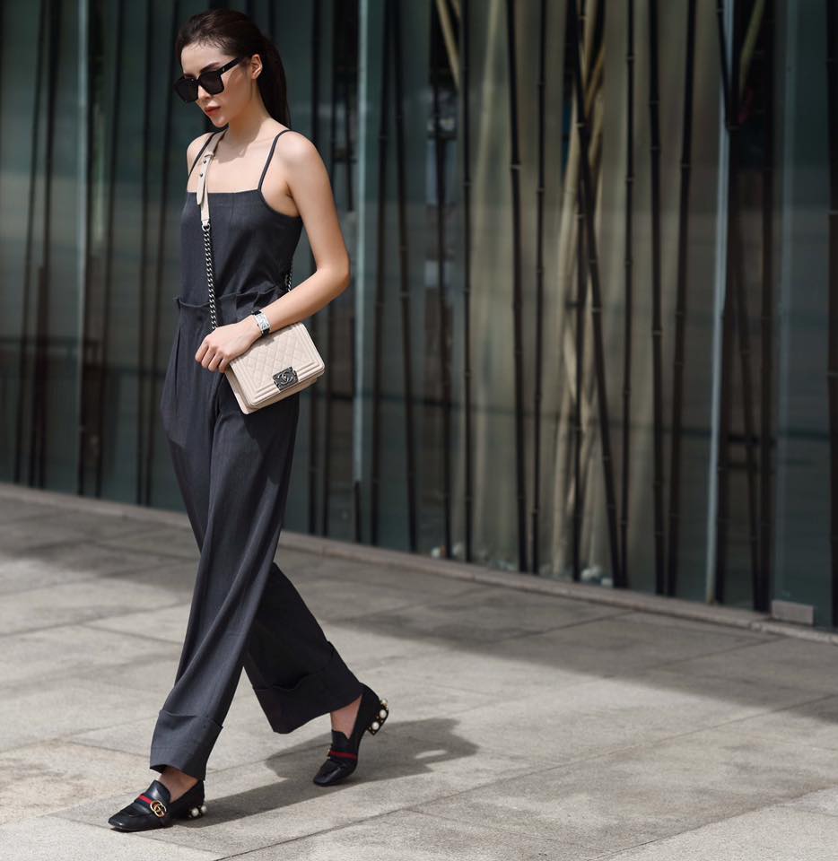 Diện suit đơn giản v&agrave; ấn tượng, đ&acirc;y l&agrave; street style đ&aacute;ng học tập của Kỳ Duy&ecirc;n