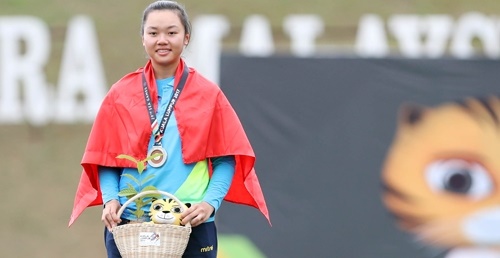 Ch&acirc;u Kiều Oanh mang về tấm huy chương đầu ti&ecirc;n cho thể thao Việt Nam tại SEA Games 29