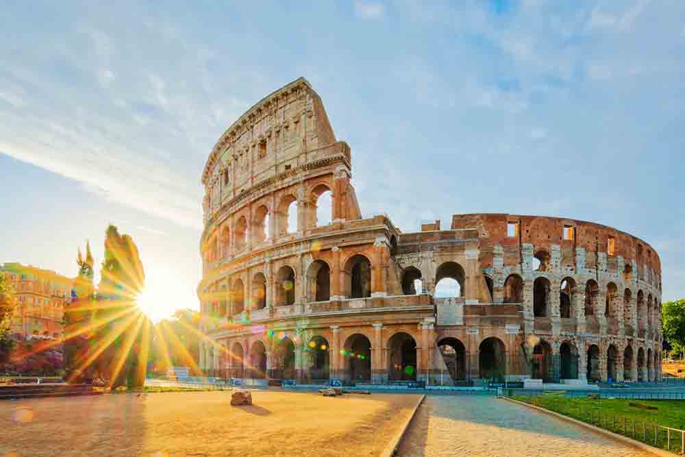 Rome nổi tiếng với sự l&atilde;ng mạn v&agrave; cổ k&iacute;nh