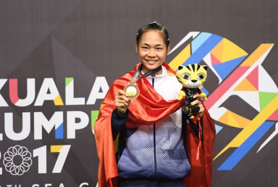 VĐV Phạm Thị Tươi mang HCV đầu ti&ecirc;n cho Pencak silat Việt Nam tại SEA Games 29