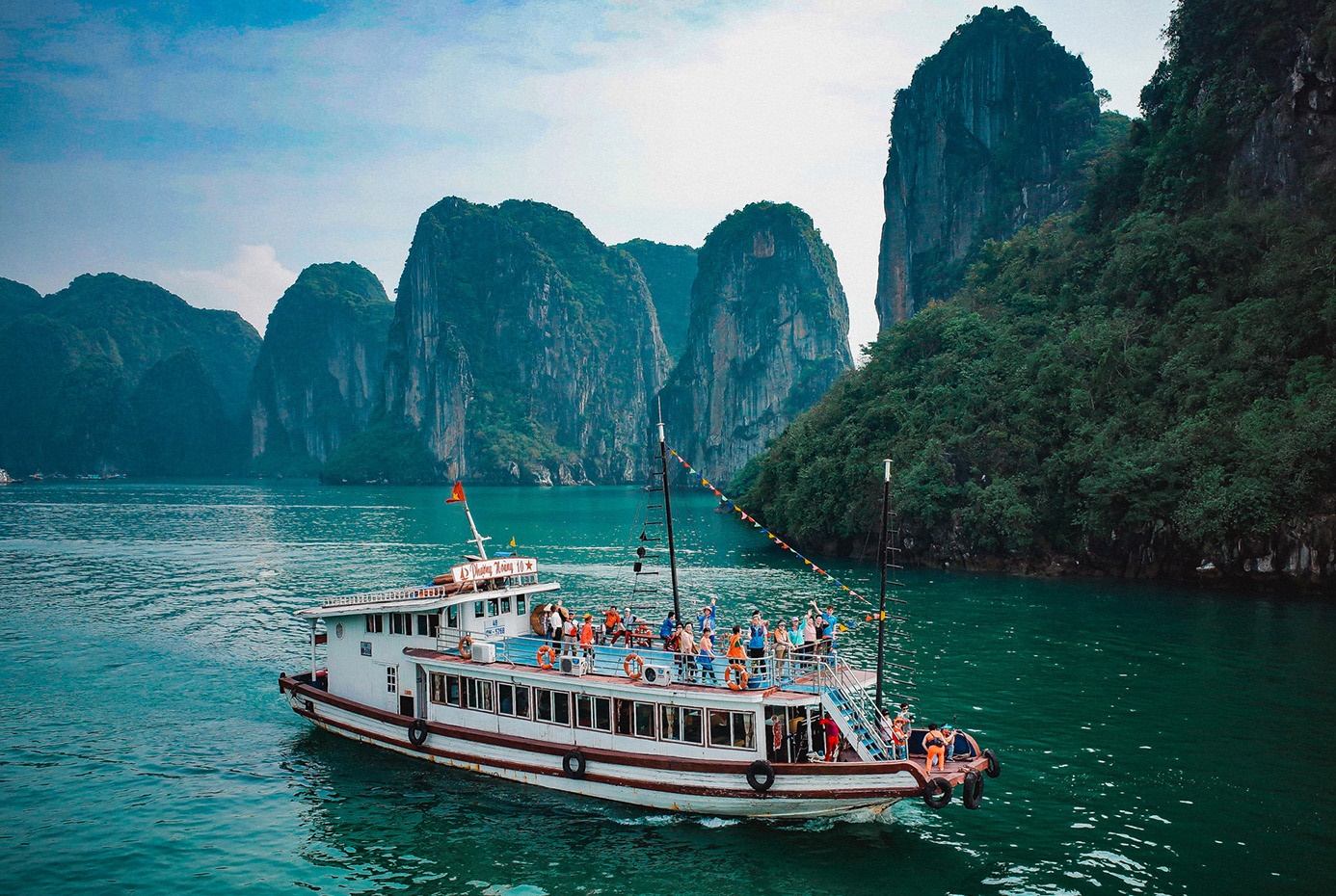 Vịnh Hạ Long