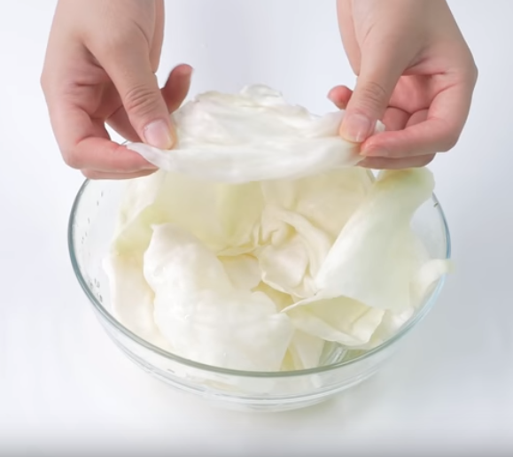 C&aacute;c bước luộc rau bắp cải bằng l&ograve; vi s&oacute;ng