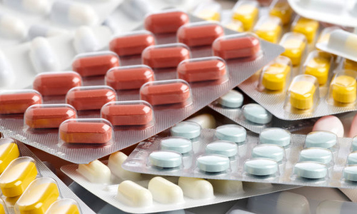 Thuốc H-Capita của VN Pharma từng đấu thầu th&agrave;nh c&ocirc;ng nhưng bị ni&ecirc;m phong ngay sau khi nhập khẩu