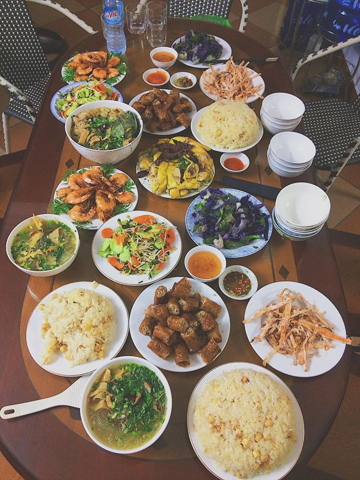 Th&ecirc;m một m&acirc;m c&uacute;ng rằm th&aacute;ng 7 thịnh soạn với những m&oacute;n ăn cơ bản của chủ bếp Phương Nim