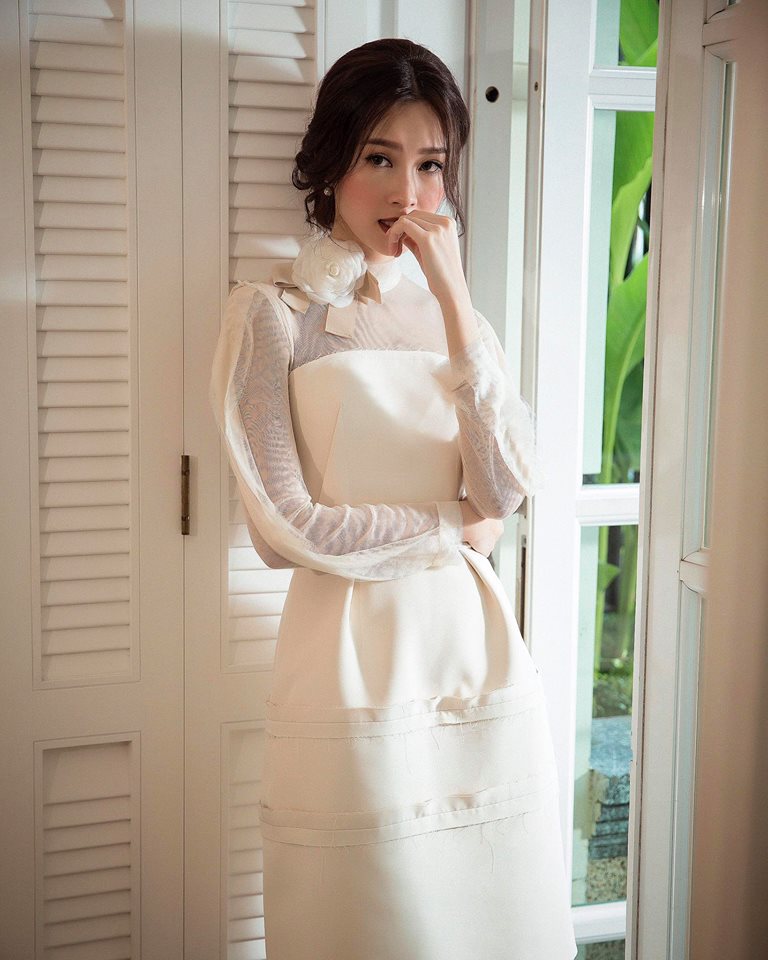 Những set đồ thanh lịch, tinh tế lu&ocirc;n l&agrave; lựa chọn h&agrave;ng đầu của Đặng Thu Thảo