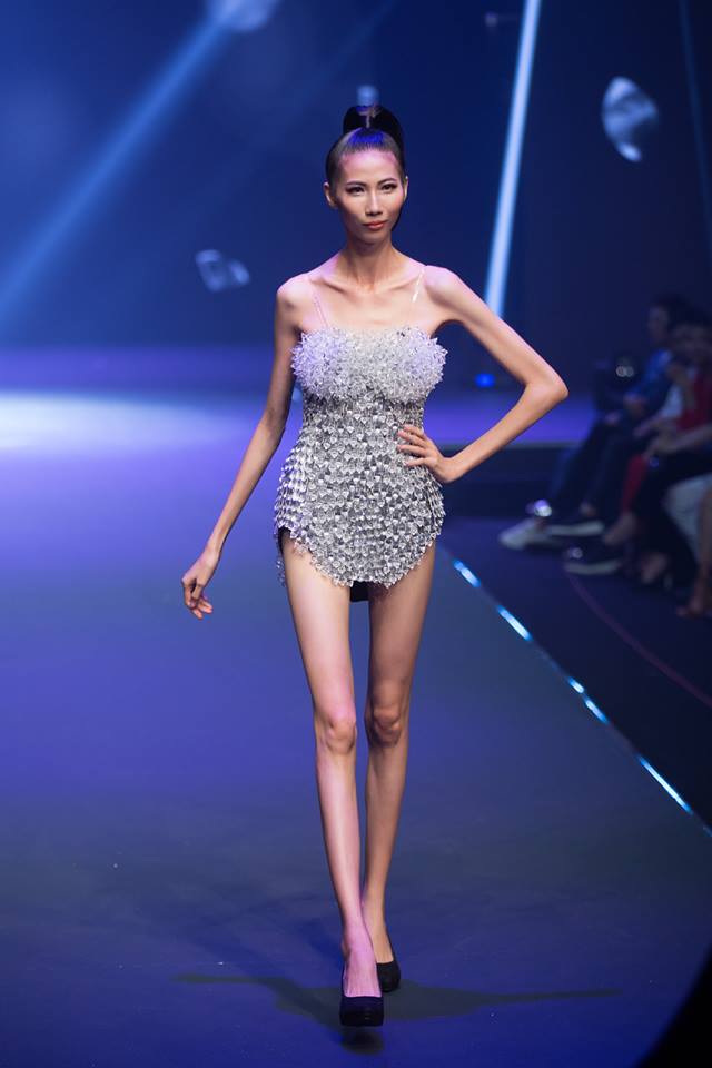 Cao Ng&acirc;n v&ocirc; c&ugrave;ng gầy g&ograve; trở th&agrave;nh chủ đề b&igrave;nh luận s&ocirc;i nổi của nhiều người sau cuộc thi