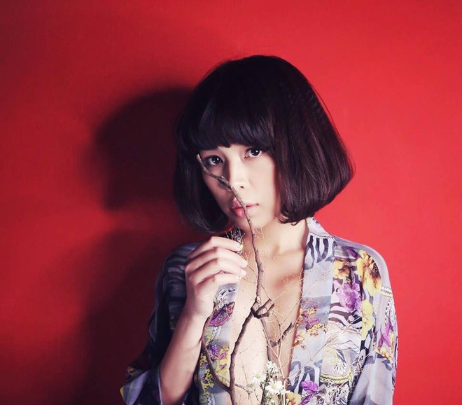 Xinh đẹp v&agrave; thời trang chẳng k&eacute;m c&aacute;c fashionista ch&uacute;t n&agrave;o