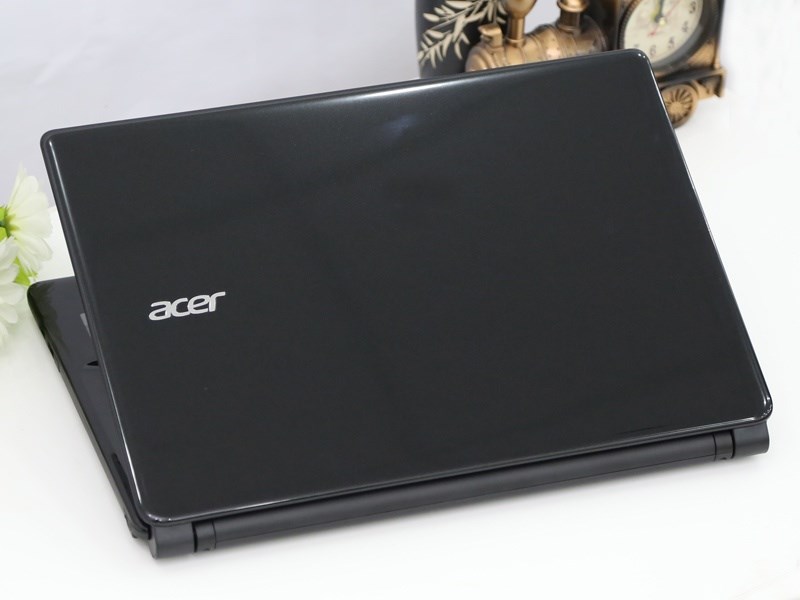 Laptop gi&aacute; rẻ cấu h&igrave;nh mạnh, tiện &iacute;ch cho c&ocirc;ng việc v&agrave; giải tr&iacute;