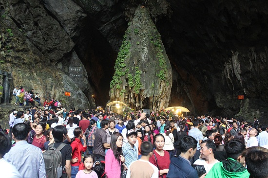 Lễ hội linh thi&ecirc;ng nhất miền Bắc trong dịp đầu năm