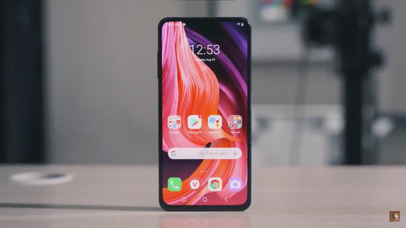 Vsmart Aris Pro trang bị c&ocirc;ng nghệ &ldquo;Camera Under Display&rdquo; - Camera ẩn dưới m&agrave;n h&igrave;nh