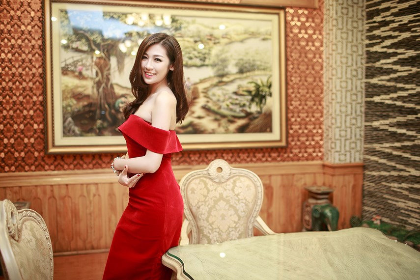 Dù nhận được rất nhiều lời mời dự các show nhưng Tú Anh khá kén chọn.