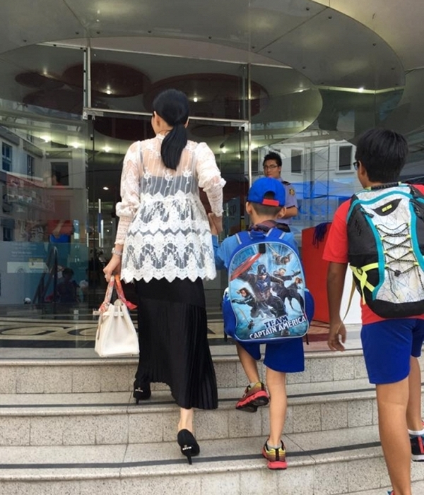 Con trai Lệ Quy&ecirc;n học tại trường quốc tế danh tiếng
