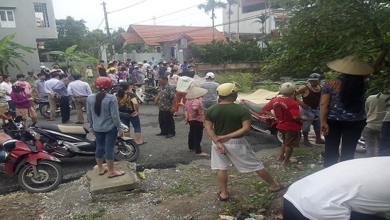 Hà Nam: Phát hiện thi thể tím đen, nổi lềnh phềnh trên mặt ao
