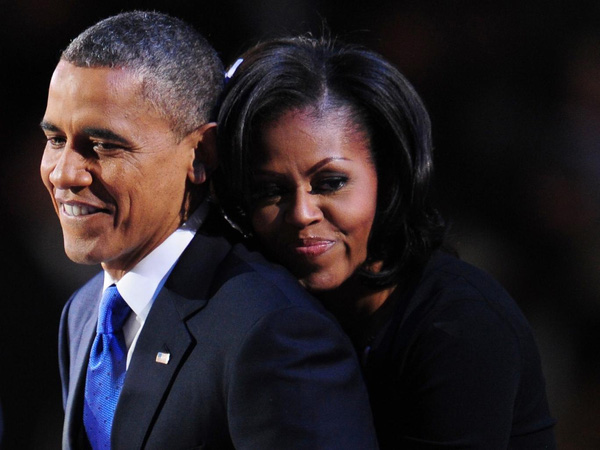 Tổng thống Obama vội v&atilde; &lsquo;hẹn h&ograve;&rsquo; c&ugrave;ng vợ sau chuyến c&ocirc;ng du d&agrave;i ng&agrave;y tại Ch&acirc;u &Aacute;