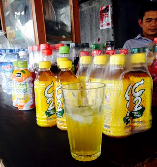 Tin tức trong ng&agrave;y 1/6: N&ecirc;n l&agrave;m g&igrave; khi uống phải C2, Rồng đỏ nhiễm ch&igrave;