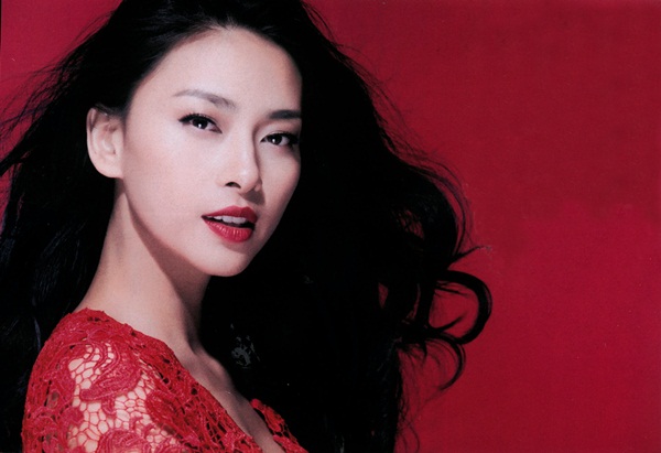 Ng&ocirc; Thanh V&acirc;n &lsquo;tố&rsquo; Angela Phương Trinh d&ugrave;ng chi&ecirc;u tr&ograve; để g&acirc;y sự ch&uacute; &yacute;