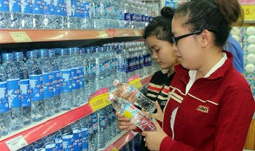 Tin tức trong ngày: Hiểm họa ung thư từ cốc nhựa dùng 1 lần