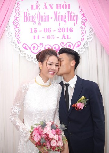 Nhìn nụ cười rạng rỡ của Kỳ Hân, có thể thấy cô đang rất hạnh phúc. Ảnh: Tiền Phong.