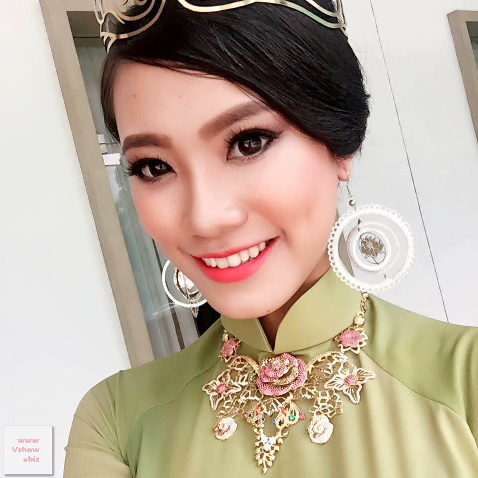 Kim Duyên tiết lộ cô nghiện sữa từ bé, nên có biệt danh là ‘Sữa’. Kim Duyên tiết lộ cô nghiện sữa từ bé, nên có biệt danh là ‘Sữa’.