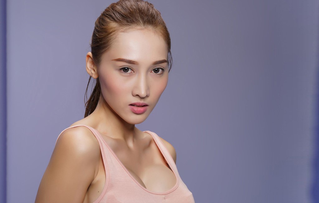 Sở hữu gương mặt ưa nhìn và có kinh nghiệm làm người mẫu là lợi thế để Tô Uyên Khánh Ngọc được Hồ Ngọc Hà ‘mời gọi’ về đội của mình.