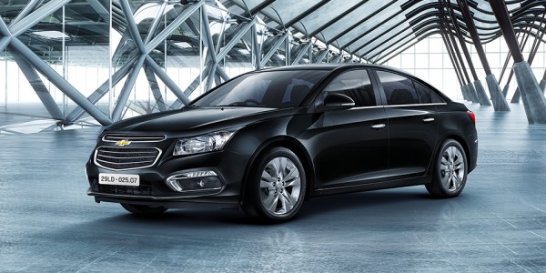 Ngày 19/8/2015, Chevrolet Việt Nam ra mắt dòng xe Chevrolet Cruze 2016 thế hệ hai.