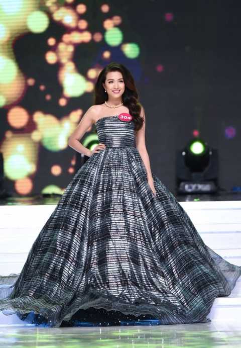Năm 2013, Lệ Hằng tham dự cuộc thi Hoa hậu Dân tộc Việt Nam và lọt vào Top 10.
