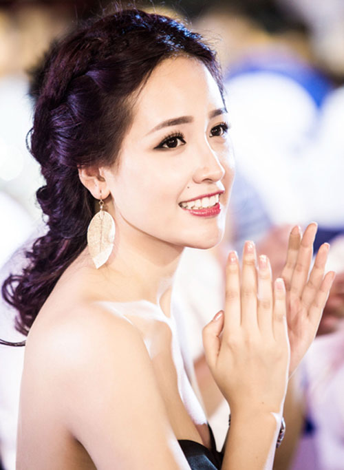 Làn da đen ngày nào đã thay thế bằng nước da trắng sáng.